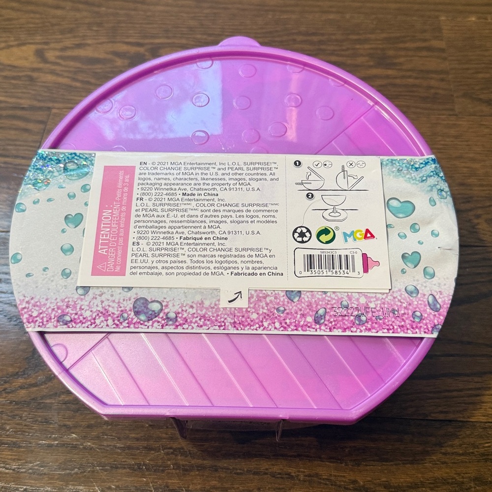 L.O.L. Surprise! Color Change Pearl Surprise - Pink - Picture 2 of 3